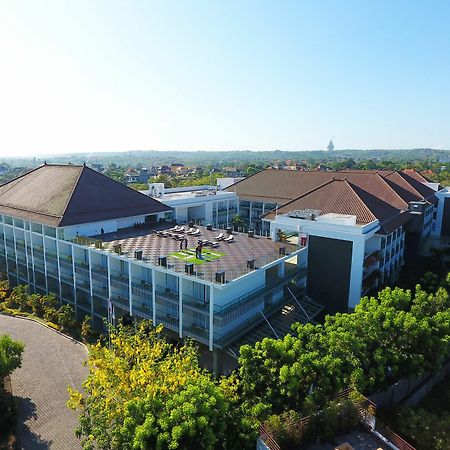 The Sintesa Residence Jimbaran Exterior photo